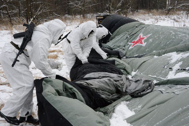Учения инженерно-маскировочного полка в Московской области Учения инженерно-маскировочного полка в Московской области