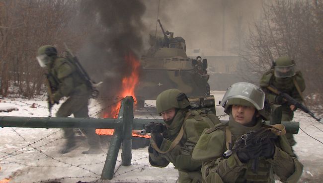 Военные применили новейшие штурмовые костюмы ОВР-3Ш на учениях под Владимиром Военные применили новейшие штурмовые костюмы ОВР-3Ш на учениях под Владимиром
