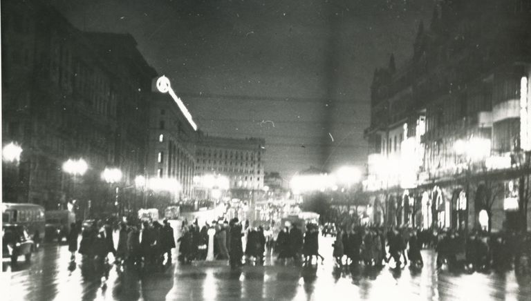 Проспект Карла Маркса (сейчас Охотный ряд) 1970-е годы Проспект Карла Маркса (сейчас Охотный ряд) 1970-е годы