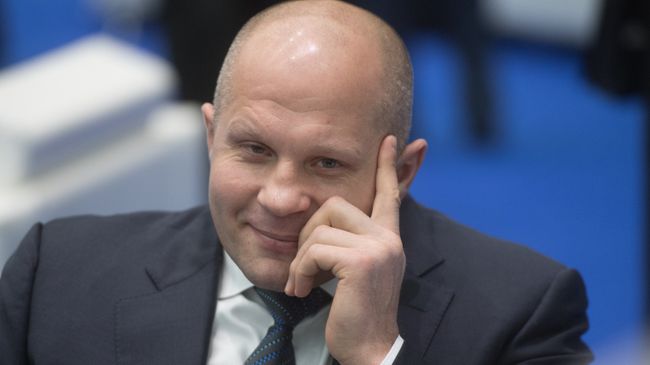 Президент Союза смешанных боевых единоборств ММА России Федор Емельяненко перед началом предвыборной встречи кандидата в президенты РФ Владимира Путина. 30 января 2018