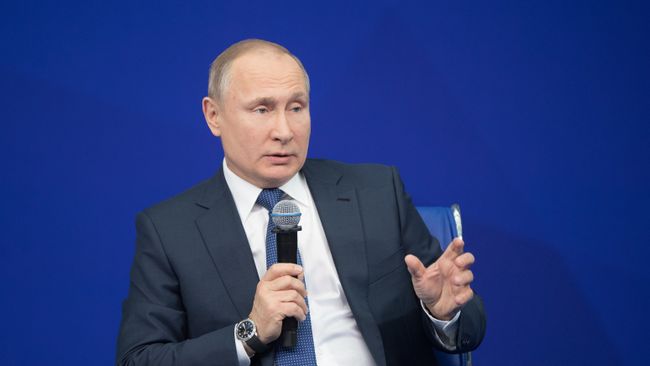 Кандидат в президенты РФ Владимир Путин во время предвыборной встречи со своими доверенными лицами. 30 января 2018 Кандидат в президенты РФ Владимир Путин во время предвыборной встречи со своими доверенными лицами. 30 января 2018