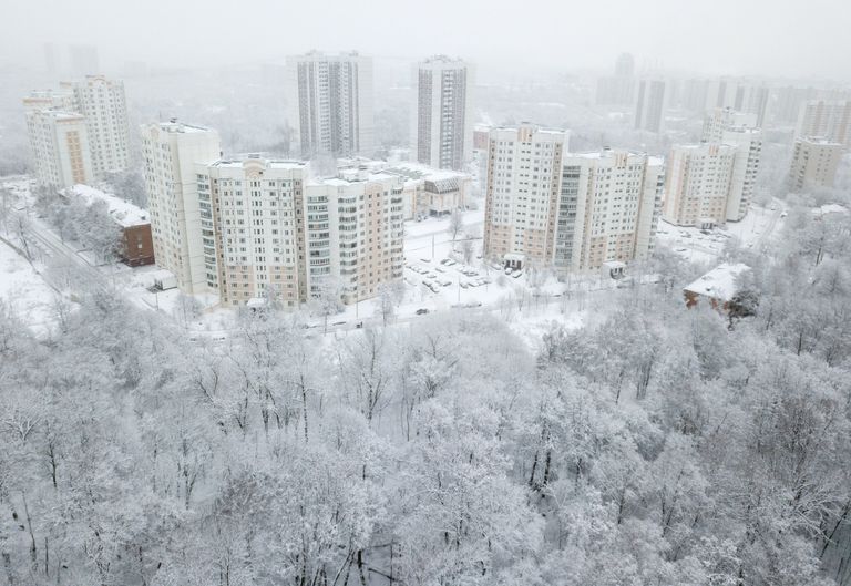 Снег в Москве