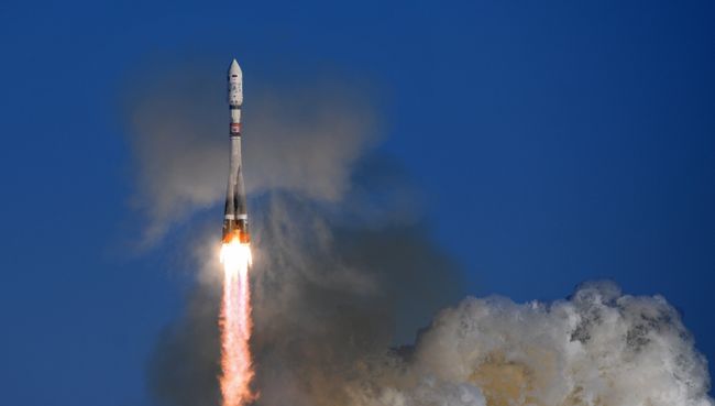 Старт ракеты-носителя Союз-2.1а с космодрома Восточный. 1 февраля 2018 Старт ракеты-носителя Союз-2.1а с космодрома Восточный. 1 февраля 2018
