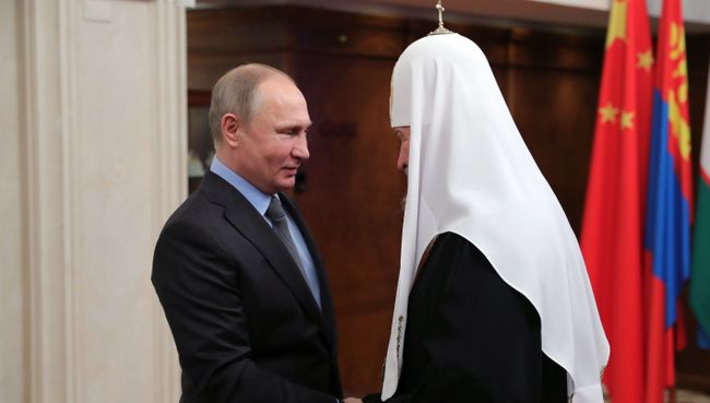 Владимир Путин и патриарх Московский и всея Руси Кирилл во время встречи. 1 февраля 2018 Владимир Путин и патриарх Московский и всея Руси Кирилл во время встречи. 1 февраля 2018
