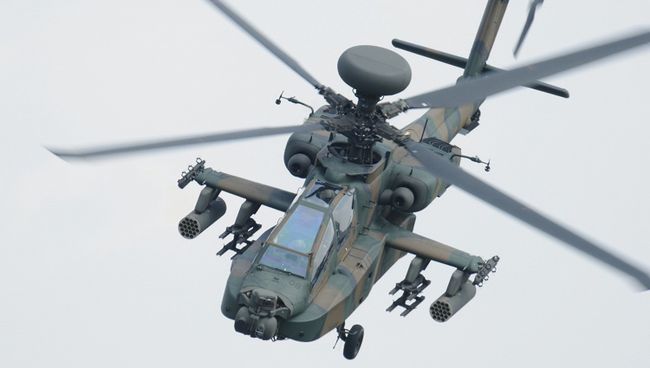 Вертолет AH-64D воздушных сил самообороны Японии Вертолет AH-64D воздушных сил самообороны Японии