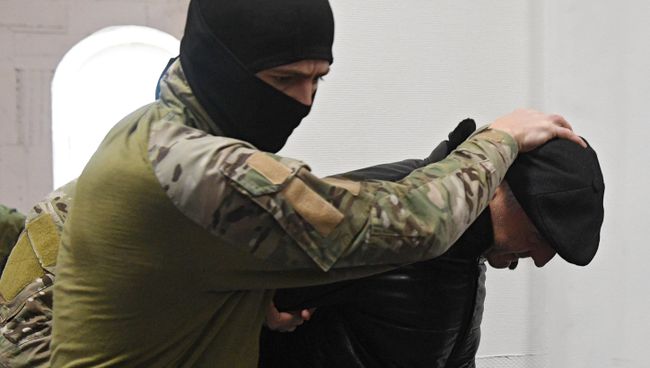 Экс-министр образования Республики Дагестан Шахабас Шахов в Бассманом суде Москвы Экс-министр образования Республики Дагестан Шахабас Шахов в Бассманом суде Москвы