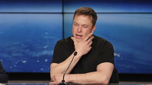 Элон Маск, основатель, генеральный директор и ведущий дизайнер SpaceX. Архивное фото Элон Маск, основатель, генеральный директор и ведущий дизайнер SpaceX. Архивное фото