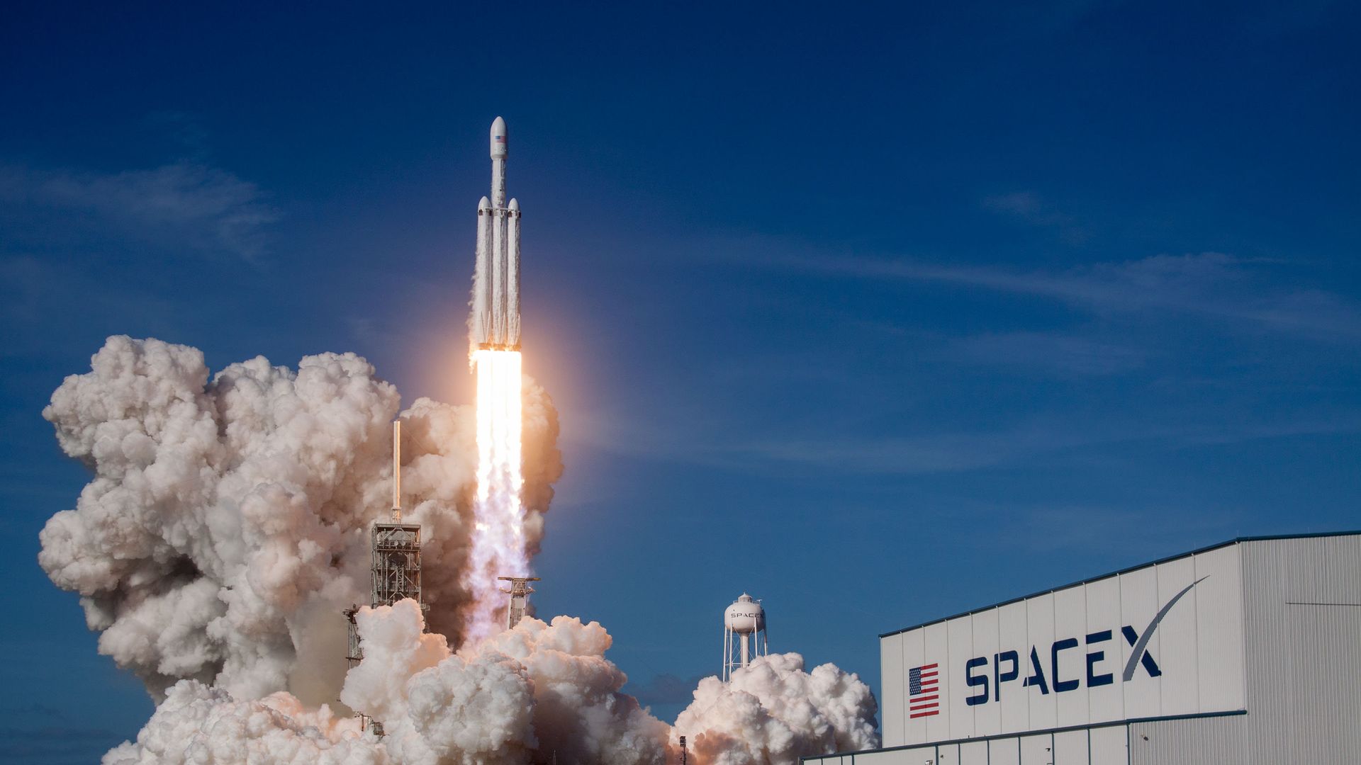 Запуск ракеты-носителя Falcon Heavy американской компании SpaceX с мыса Канаверал в штате Флорида Запуск ракеты-носителя Falcon Heavy американской компании SpaceX с мыса Канаверал в штате Флорида - РИА Новости, 1920, 27.07.2023