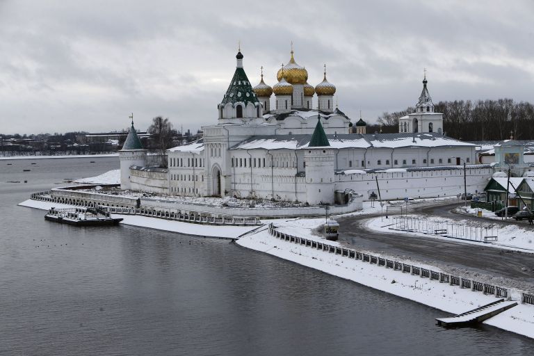 Ипатьевский монастырь в Костроме Ипатьевский монастырь в Костроме