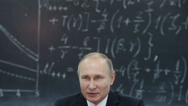 Президент РФ Владимир Путин во время встречи с учеными Сибирского отделения Российской академии наук в Новосибирске. 8 февраля 2018 Президент РФ Владимир Путин во время встречи с учеными Сибирского отделения Российской академии наук в Новосибирске. 8 февраля 2018