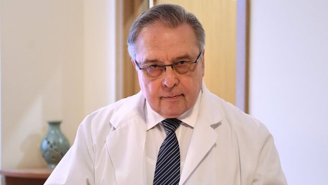 Российский кардиолог, академик РАН, заведующий кафедрой Госпитальной терапии № 1 лечебного факультета Московской медицинской академии (ММА) имени И. М. Сеченова, профессор Юрий Беленков