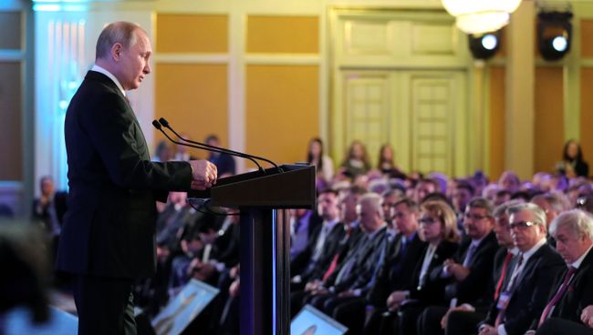 Президент РФ Владимир Путин. Архивное фото Президент РФ Владимир Путин. Архивное фото