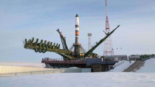 Ракета Союз-2.1а с грузовым кораблем Прогресс МС-08 установлена на стартовый комплекс на космодроме Байконур. 9 февраля 2018 Ракета Союз-2.1а с грузовым кораблем Прогресс МС-08 установлена на стартовый комплекс на космодроме Байконур. 9 февраля 2018