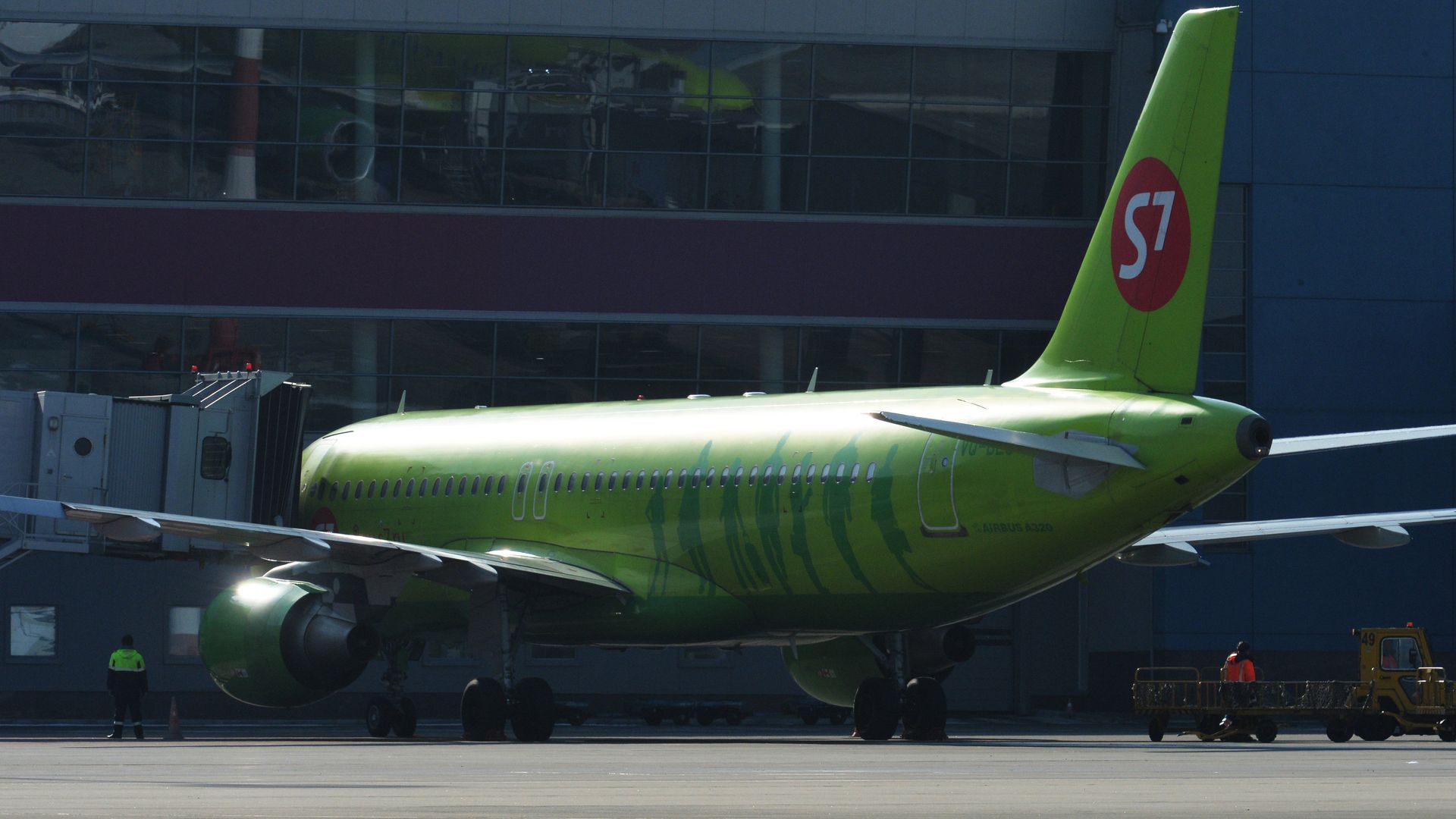 Самолет Airbus A320 авиакомпании S7 Airlines Самолет Airbus A320 авиакомпании S7 Airlines - РИА Новости, 1920, 13.09.2023