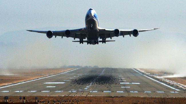 Boeing 747-400F Boeing 747-400F