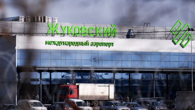 Здание Международного аэропорта Жуковский в Московской области Здание Международного аэропорта Жуковский в Московской области