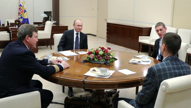 Владимир Путин во время встречи с участниками первого Всероссийского форума Наставник. 14 февраля 2018