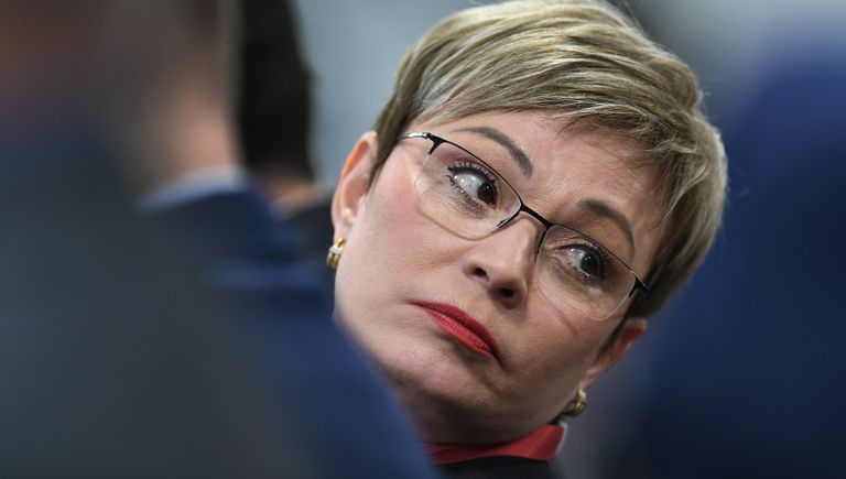 Губернатор Мурманской области Марина Ковтун на конференции: Лучшие практики социально-экономического развития в рамках Российского инвестиционного форума в Сочи. 16 февраля 2018 Губернатор Мурманской области Марина Ковтун на конференции: Лучшие практики социально-экономического развития в рамках Российского инвестиционного форума в Сочи. 16 февраля 2018