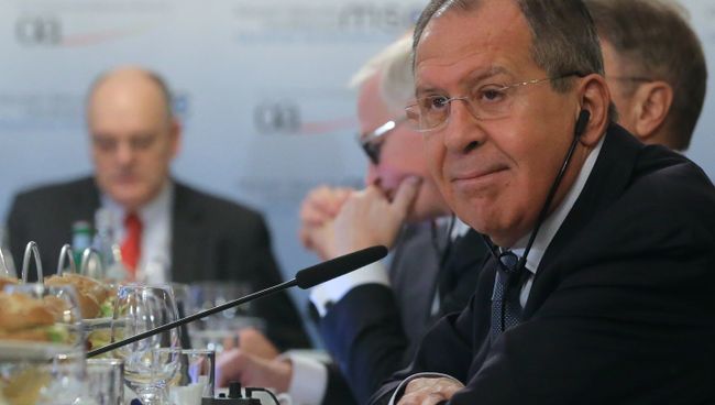 Министр иностранных дел РФ Сергей Лавров на деловом завтраке во время Мюнхенской конференции по безопасности. 17 февраля 2018