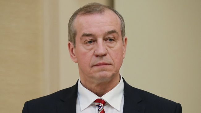 Губернатор Иркутской области Сергей Левченко перед началом встречи с президентом РФ Владимиром Путиным. 19 февраля 2018