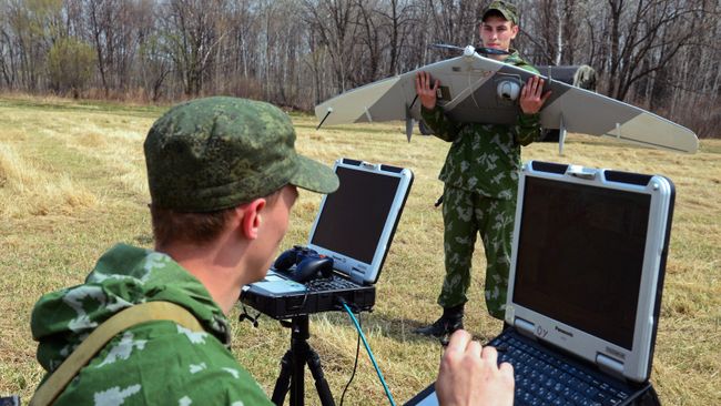 Военнослужащие разведывательного подразделения мотострелкового соединения Восточного военного округа на тактико-специальных учениях на полигоне Анастасьевский в Хабаровском крае. Архивное фото