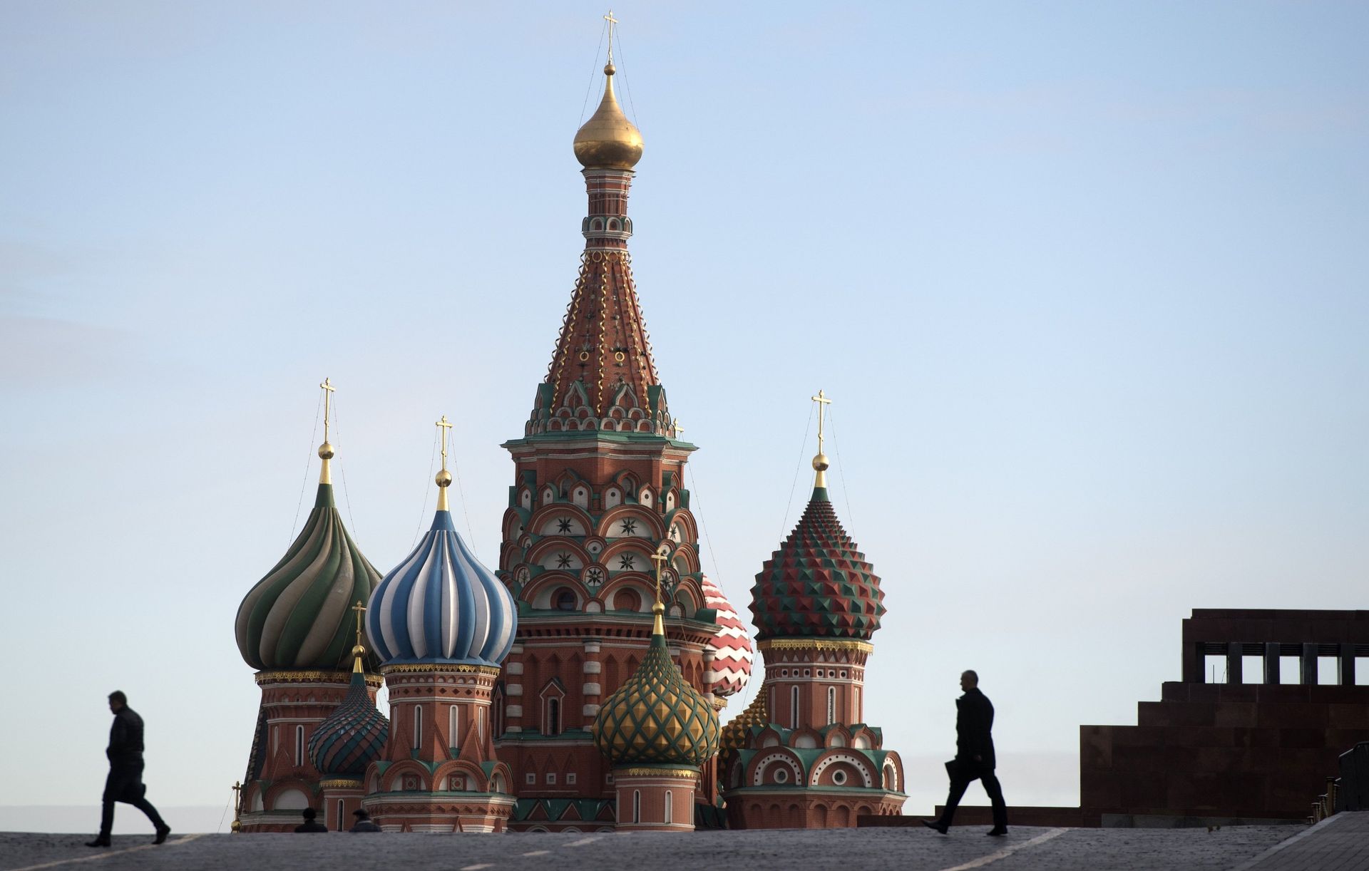 Прохожие на Красной площади в Москве Прохожие на Красной площади в Москве - РИА Новости, 1920, 17.01.2025