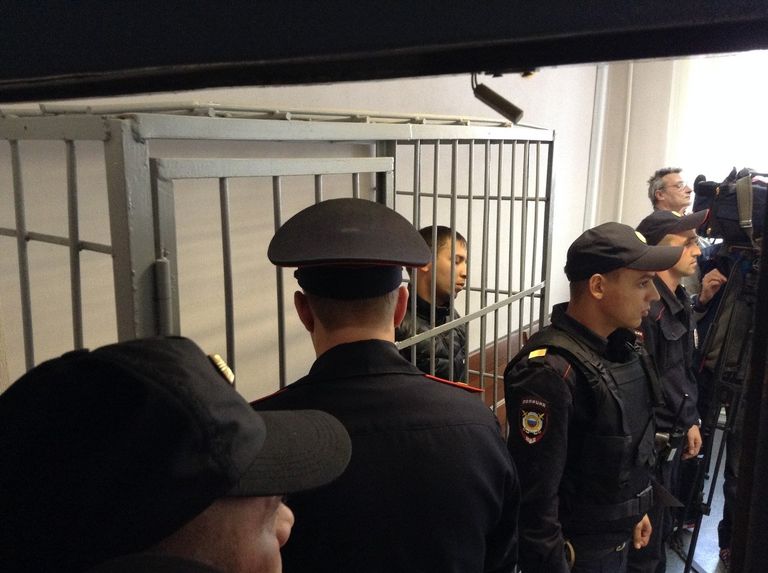 Подозреваемый в организации беспорядков в Екатеринберге Дмитрий Пестриков в зале суда Подозреваемый в организации беспорядков в Екатеринберге Дмитрий Пестриков в зале суда
