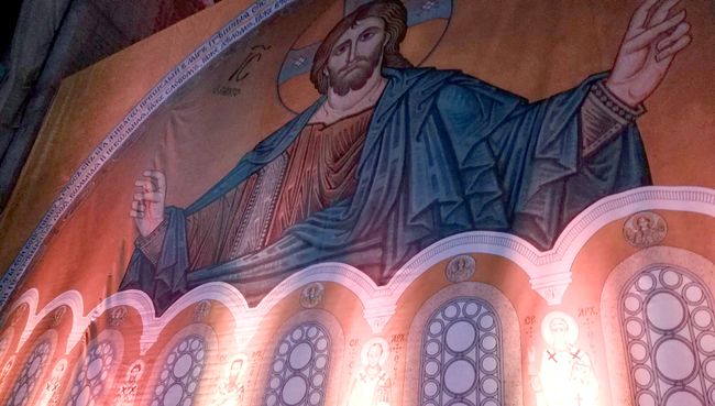 Убранство белградского храма Cвятого Саввы. Архивное фото Убранство белградского храма Cвятого Саввы. Архивное фото