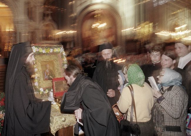 Поклонение мощам святого апостола Андрея Первозванного в Храме Христа Спасителя. Поклонение мощам святого апостола Андрея Первозванного в Храме Христа Спасителя.