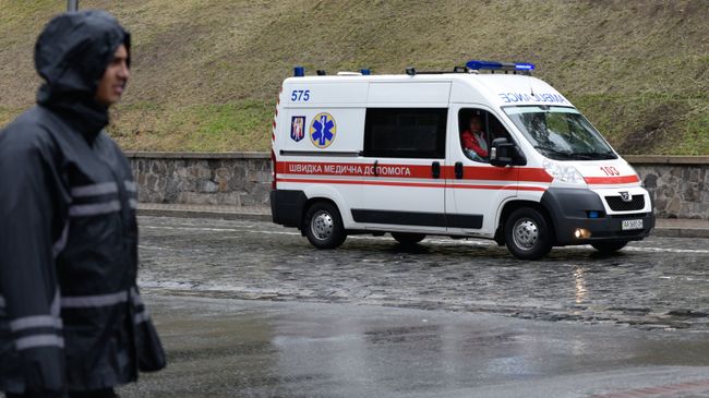 Автомобиль скорой помощи в Киеве. Архивное фото Автомобиль скорой помощи в Киеве. Архивное фото