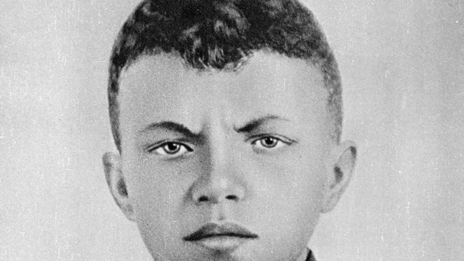 Герой Советского Союза Александр Матросов Герой Советского Союза Александр Матросов