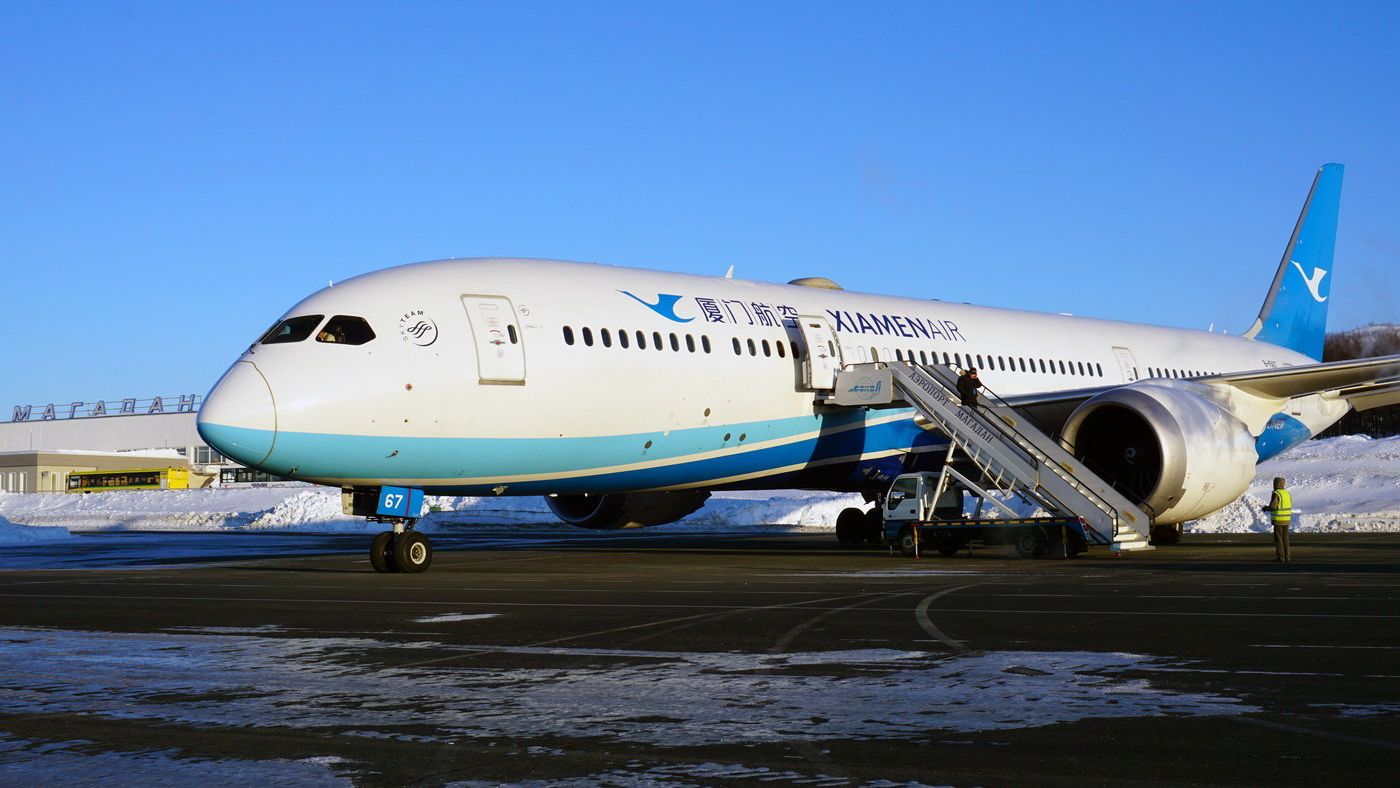 Boeing 787 Dreamliner, летевший из США в Китай, в аэропорту Магадана. 2 марта 2018 Boeing 787 Dreamliner, летевший из США в Китай, в аэропорту Магадана. 2 марта 2018 - РИА Новости, 1920, 19.11.2020
