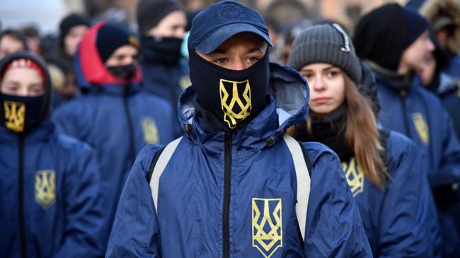 Участники факельного шествия активистов праворадикальных организаций. Архивное фото Участники факельного шествия активистов праворадикальных организаций. Архивное фото
