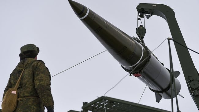 Пуск баллистической ракеты. Архивное фото Пуск баллистической ракеты. Архивное фото