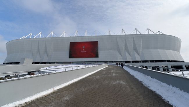 Строящийся футбольный стадион Ростов Арена в Ростове-на-Дону Строящийся футбольный стадион Ростов Арена в Ростове-на-Дону