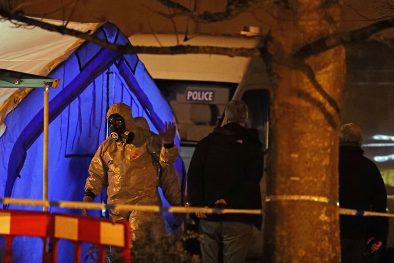 Следователи в городе Солсбери после госпитализации бывшего полковника ГРУ Сергея Скрипаля