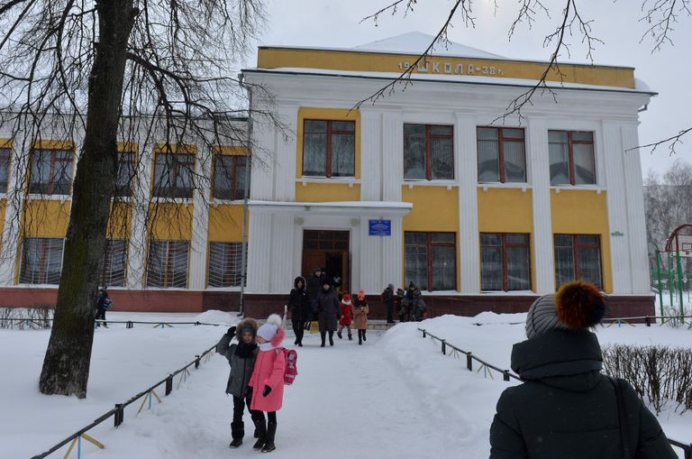 Школа, в которой Настя Рыбка оканчивала учебу, после того как ее попросили уйти после 9 класса из-за драки Школа, в которой Настя Рыбка оканчивала учебу, после того как ее попросили уйти после 9 класса из-за драки