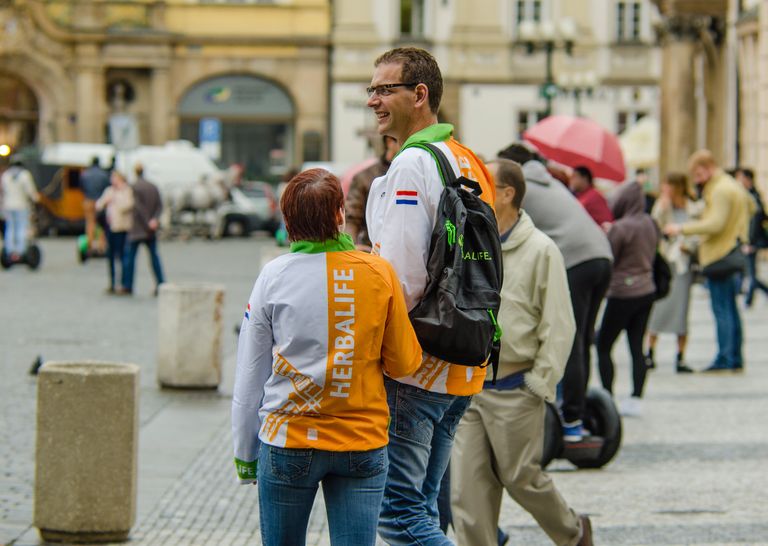 Распространители Herbalife