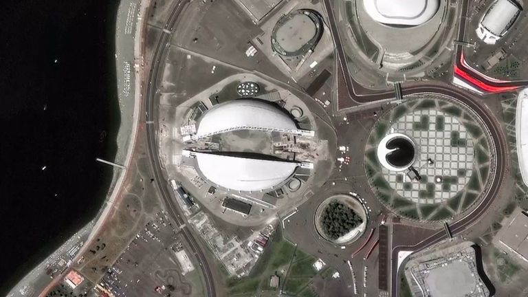 Стадионы ЧМ-2018 по футболу с высоты птичьего полета. Кадры из космоса Стадионы ЧМ-2018 по футболу с высоты птичьего полета. Кадры из космоса