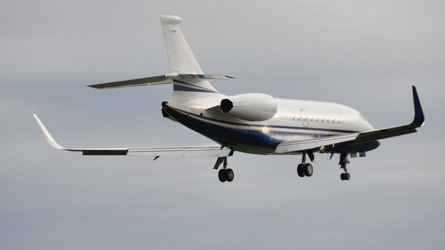 Самолет Bombardier CL600. Архивное фото Самолет Bombardier CL600. Архивное фото
