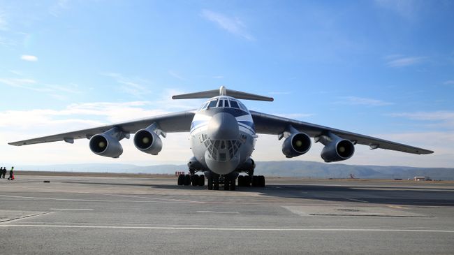 Самолет ИЛ-76 МД. Архивное фото