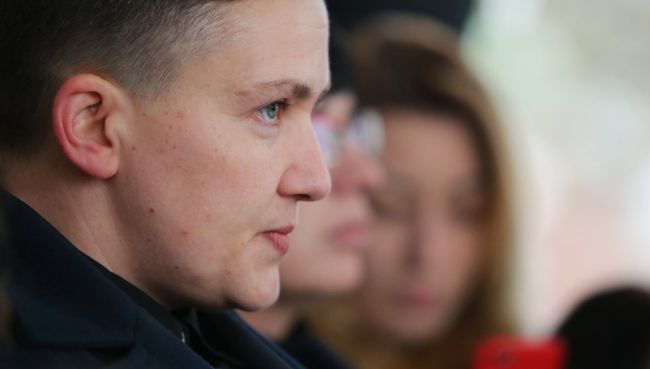 Надежда Савченко во время брифинга в Киеве. Архивное фото Надежда Савченко во время брифинга в Киеве. Архивное фото