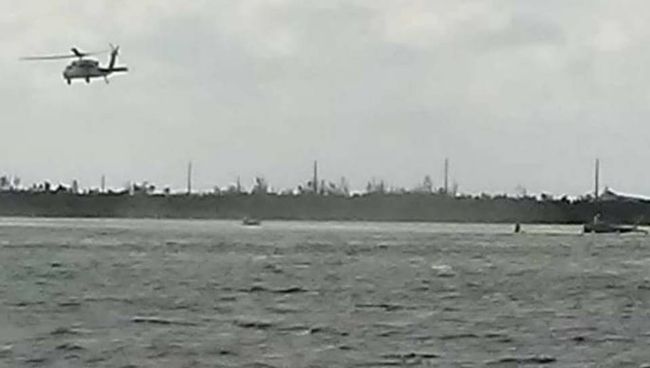 Место крушения истребителя F/A-18 ВМС США в районе островов Ки-Уэст во Флориде. 14 марта 2018 Место крушения истребителя F/A-18 ВМС США в районе островов Ки-Уэст во Флориде. 14 марта 2018