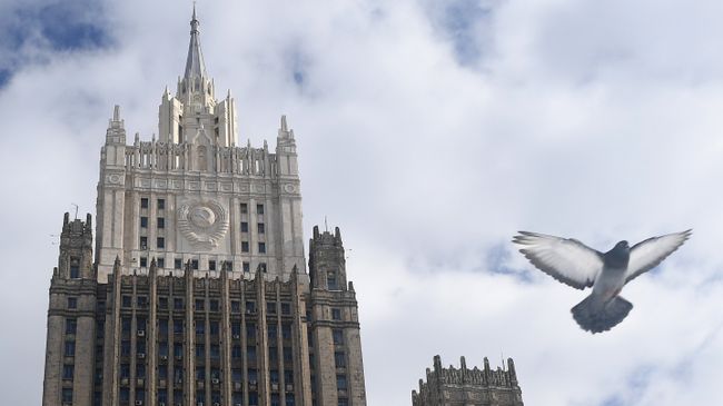 Здание министерства иностранных дел России. Архивное фото Здание министерства иностранных дел России. Архивное фото