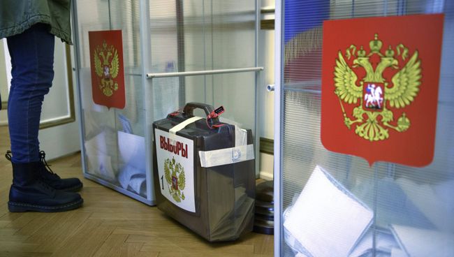 Урны для голосования на выборах президента РФ. 18 марта 2018