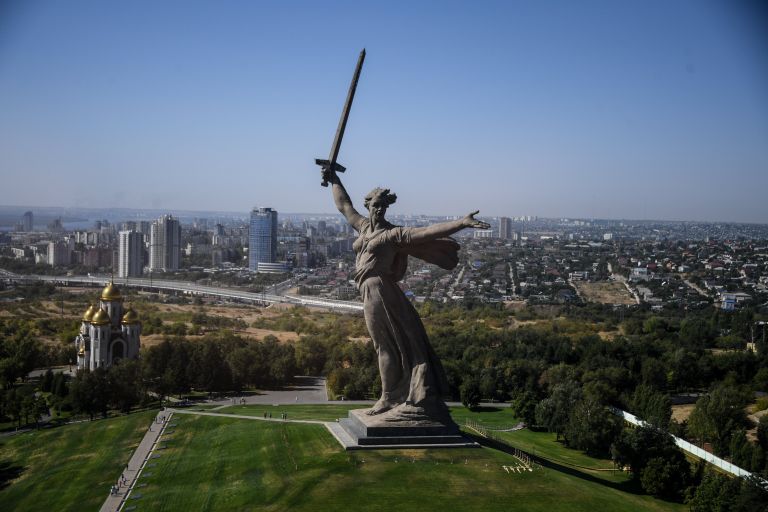 Монумент Родина-Мать в Волгограде