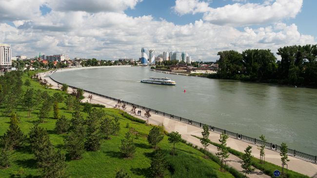 Кубанская набережная в Краснодаре. Архивное фото