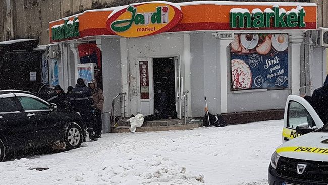 Место взрыва у магазина в Кишиневе Место взрыва у магазина в Кишиневе