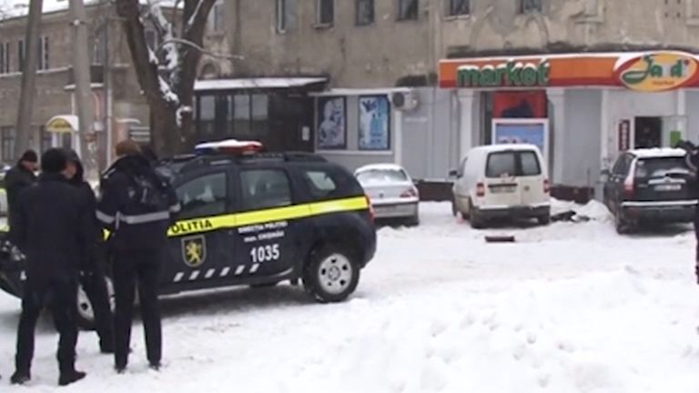 Кадры с места взрыва в одном из магазинов Кишинева Кадры с места взрыва в одном из магазинов Кишинева