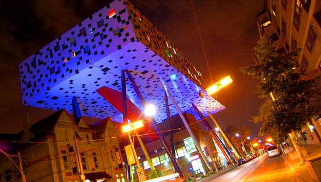 Здание OCAD в Торонто